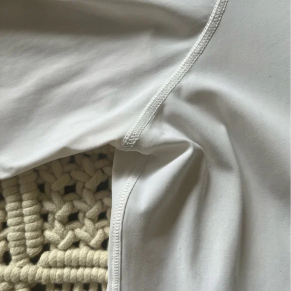 LULULEMON Quick Pace Long Sleeve White Size 8 EUC - Picture 11 of 16